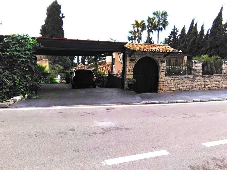 Villa for Sale in Río Real, Malaga 15