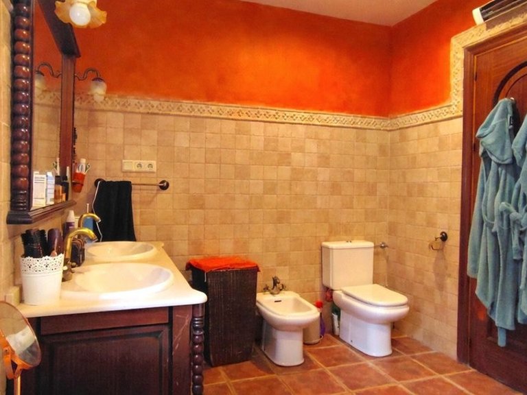 Villa for Sale in Río Real, Malaga 27