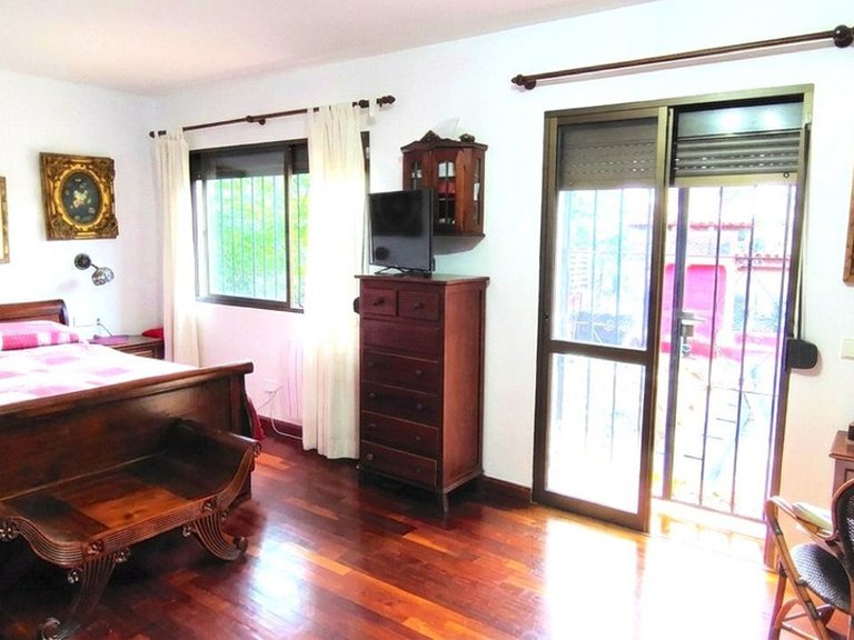 Villa for Sale in Río Real, Malaga 9