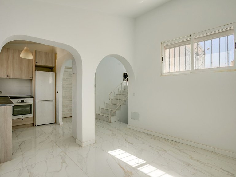 Villa for Sale in Estepona, Malaga 6
