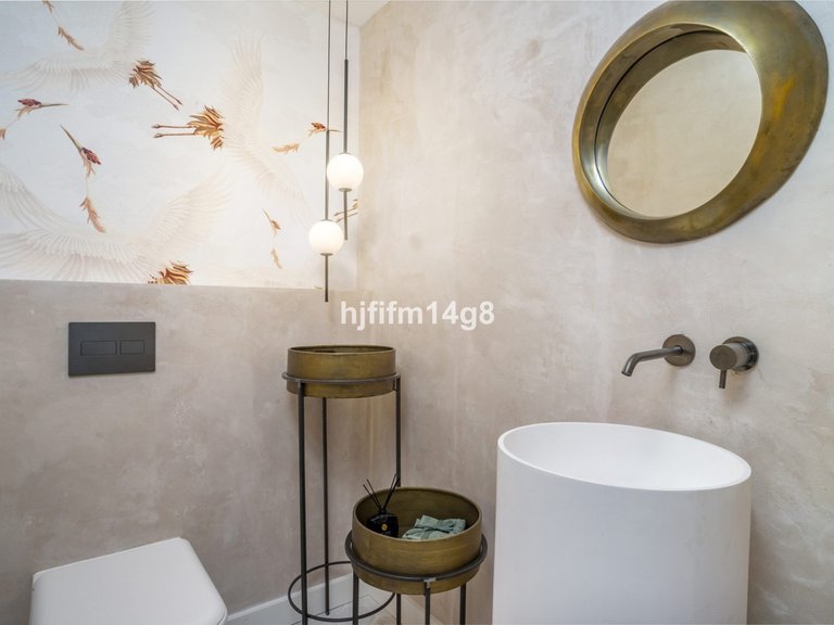 Apartment for Sale in Nueva Andalucía, Malaga 33