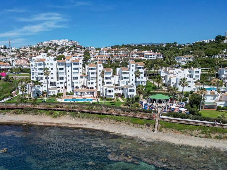 Villa for Sale in Mijas Costa, Malaga 1