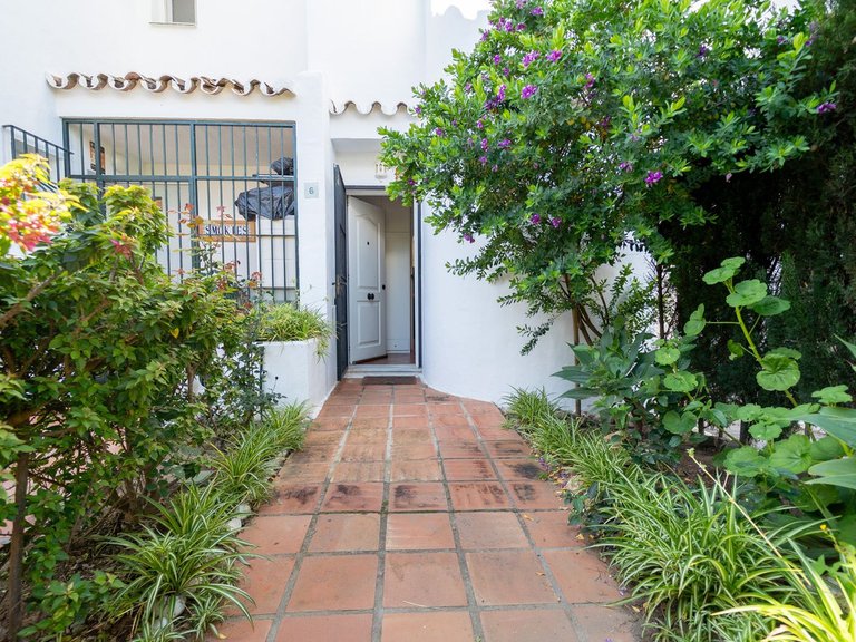 Villa for Sale in Mijas Costa, Malaga 24