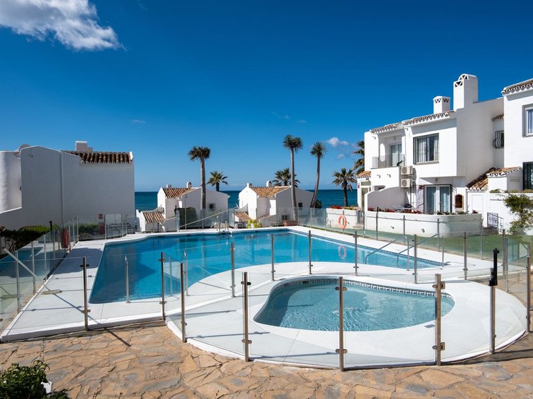 Villa for Sale in Mijas Costa, Malaga 28