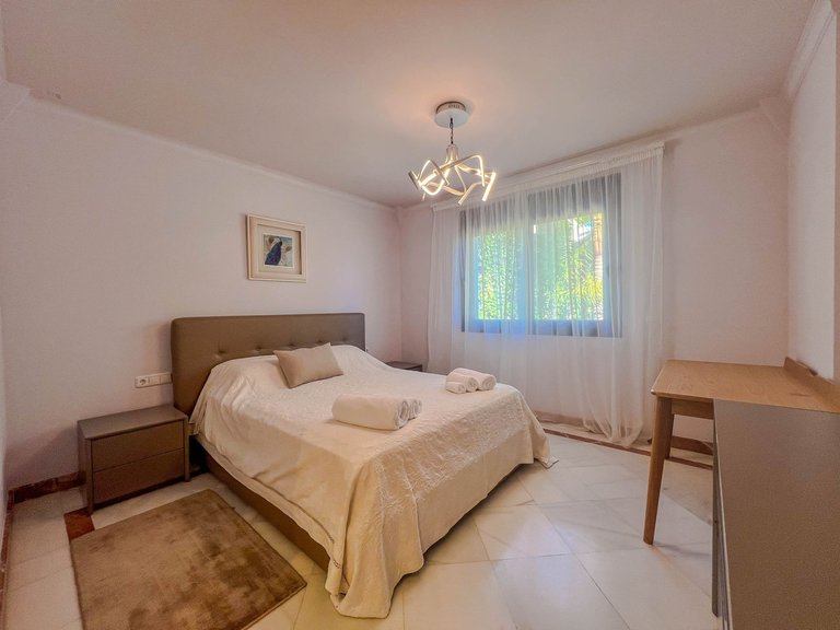 Villa for Sale in Los Flamingos, Malaga 14
