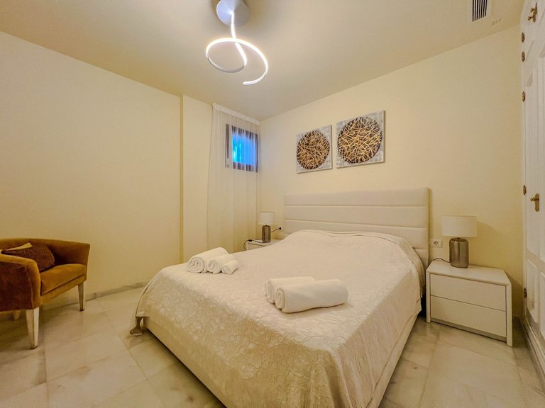 Villa for Sale in Los Flamingos, Malaga 29
