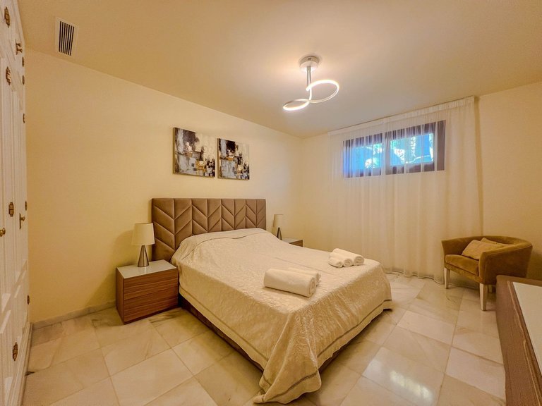 Villa for Sale in Los Flamingos, Malaga 30