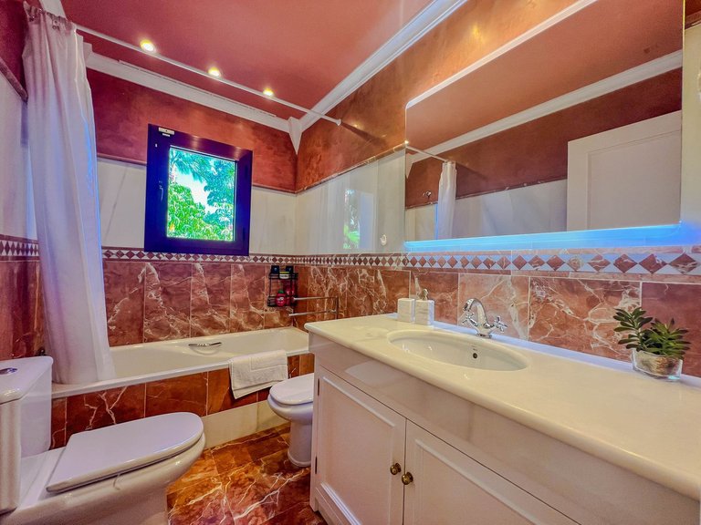 Villa for Sale in Los Flamingos, Malaga 33