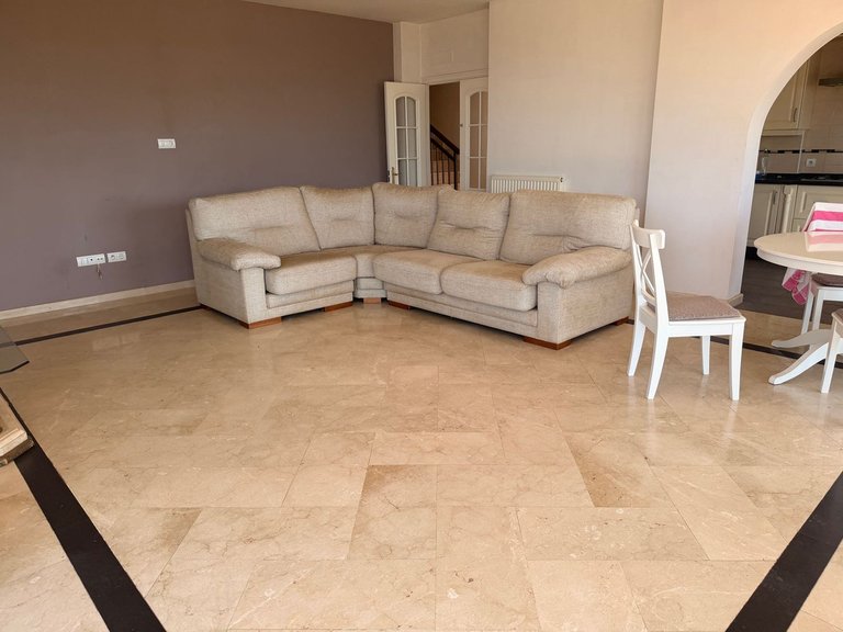 Villa for Sale in Alhaurín El Grande, Malaga 12