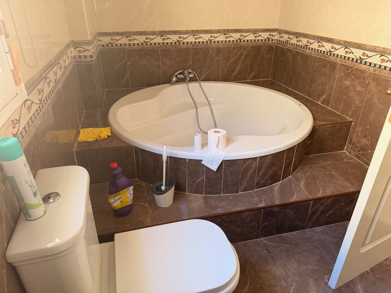 Villa for Sale in Alhaurín El Grande, Malaga 21