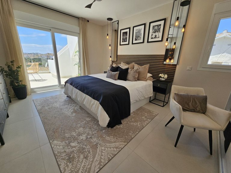 Villa for Sale in La Cala De Mijas, Malaga 5