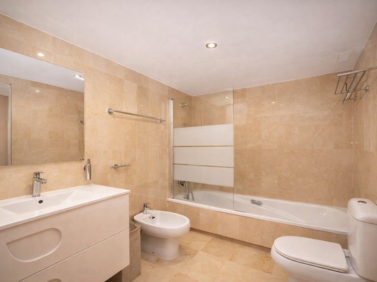 Apartment for Sale in Guadalmina Alta, Malaga 12