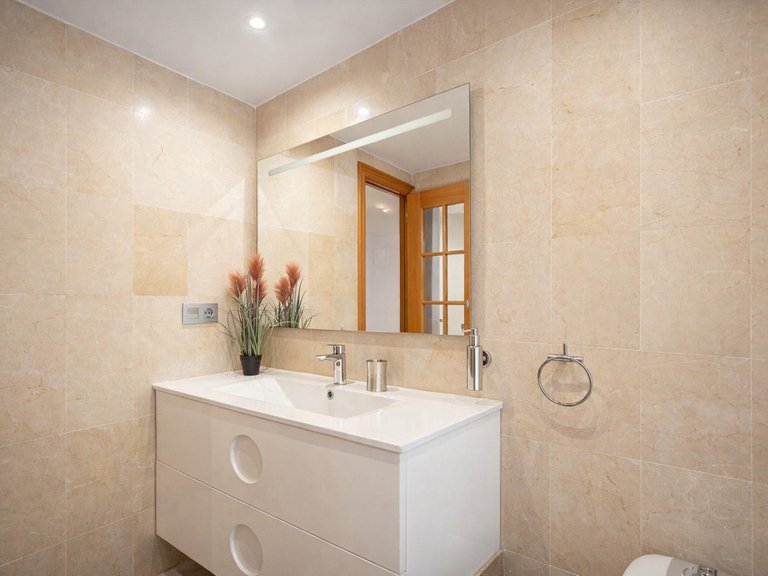 Apartment for Sale in Guadalmina Alta, Malaga 14