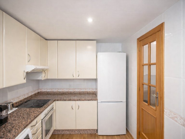 Apartment for Sale in Guadalmina Alta, Malaga 7