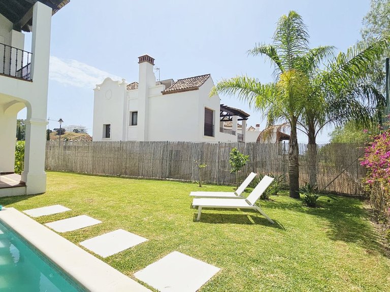 Villa for Sale in Estepona, Malaga 17