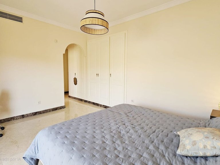 Villa for Sale in Estepona, Malaga 31