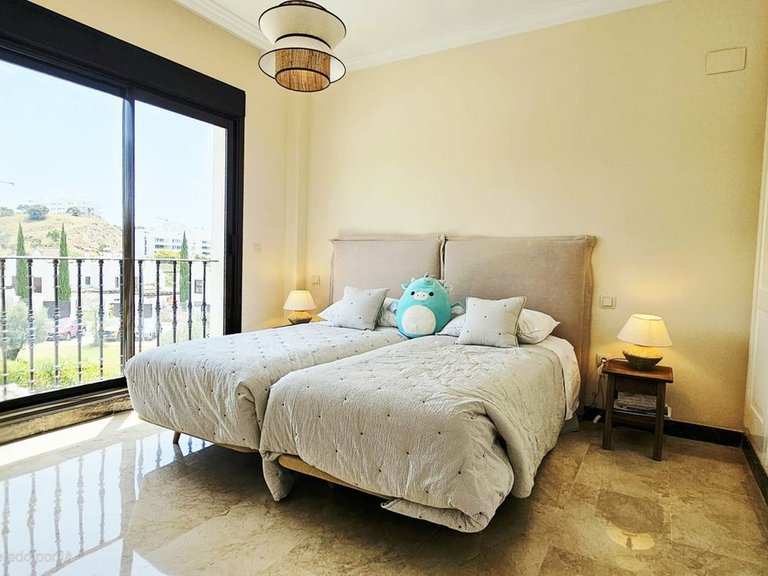 Villa for Sale in Estepona, Malaga 33