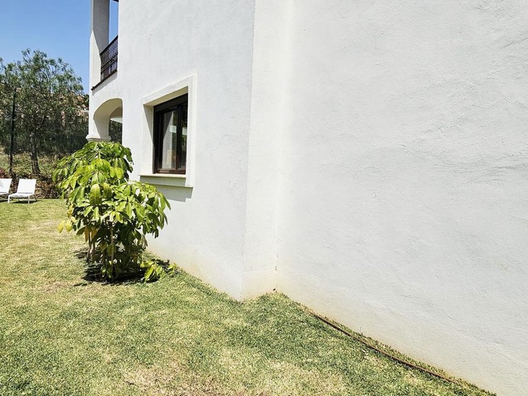 Villa for Sale in Estepona, Malaga 40