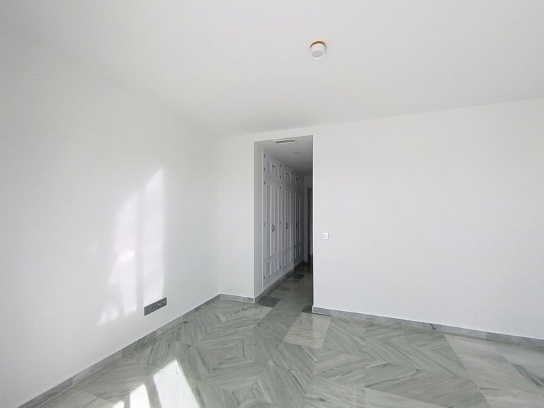 Apartment for Sale in Selwo, Malaga 29