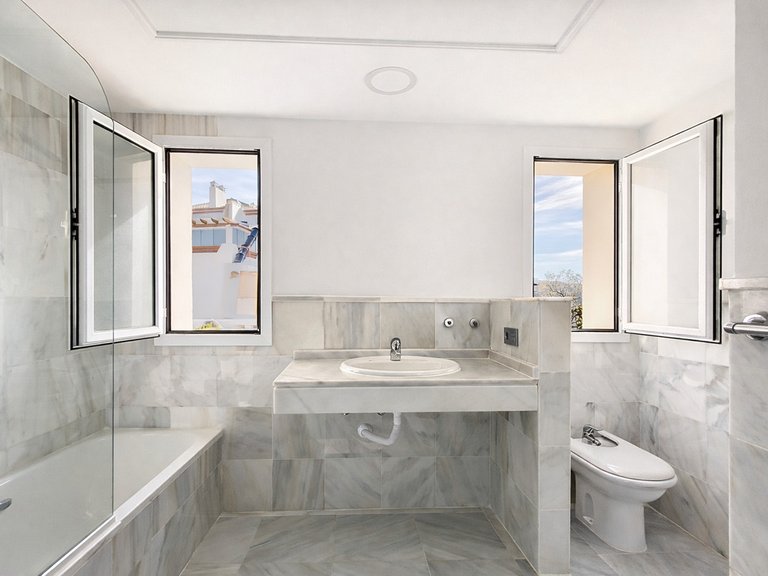 Apartment for Sale in Selwo, Malaga 33