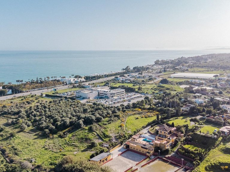 Apartment for Sale in Selwo, Malaga 51