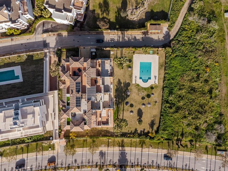 Apartment for Sale in Selwo, Malaga 53