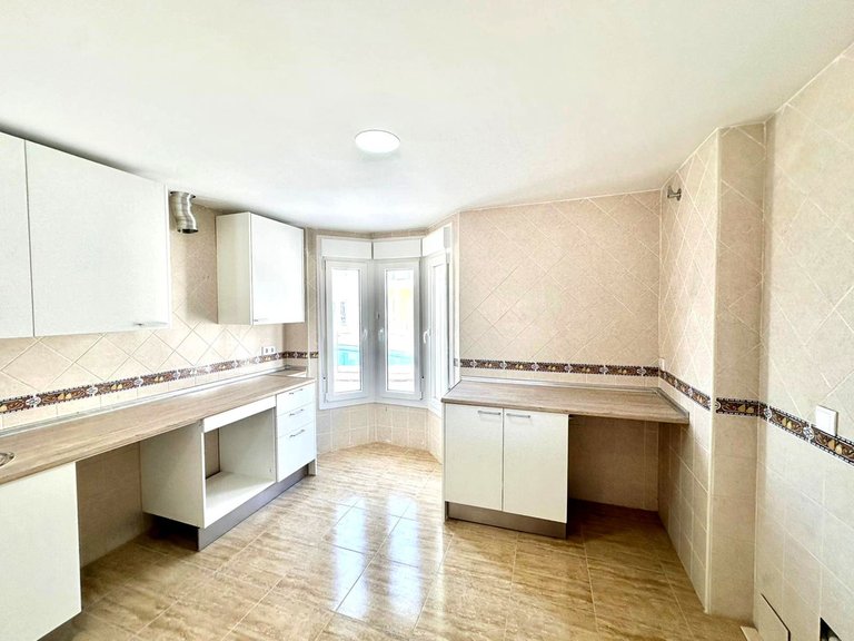 Town House for Sale in Los Boliches, Malaga 14