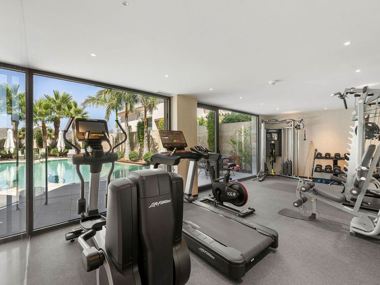 Apartment for Sale in La Quinta, Malaga 25
