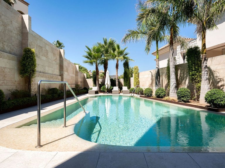 Apartment for Sale in La Quinta, Malaga 29