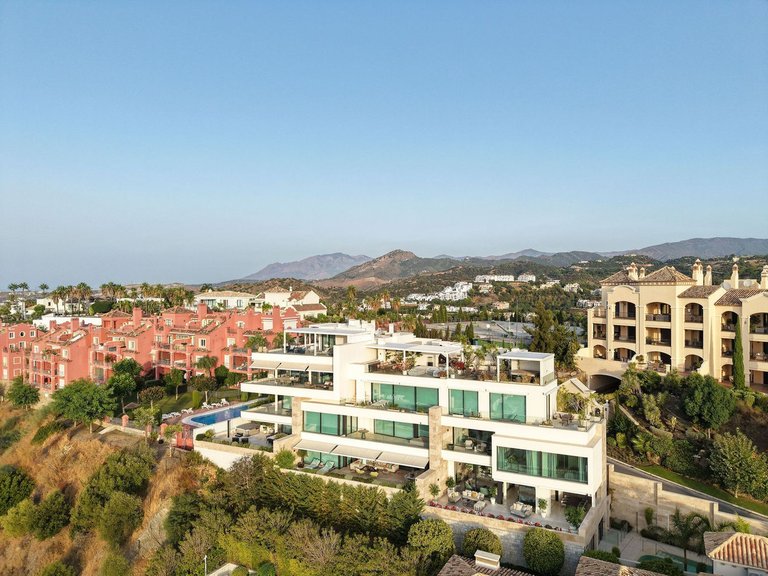 Apartment for Sale in La Quinta, Malaga 30