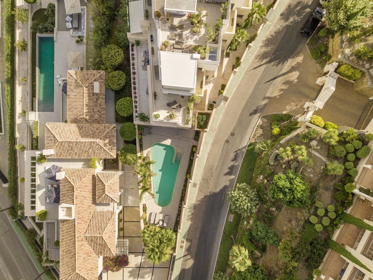 Apartment for Sale in La Quinta, Malaga 32