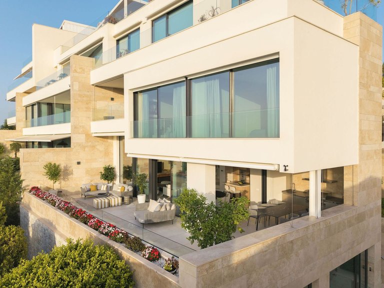 Apartment for Sale in La Quinta, Malaga 4