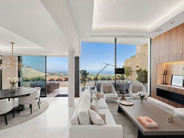 Apartment for Sale in La Quinta, Malaga 8