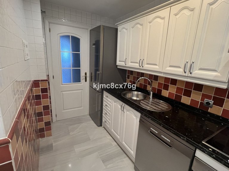 Apartment for Sale in Calahonda, Malaga 12