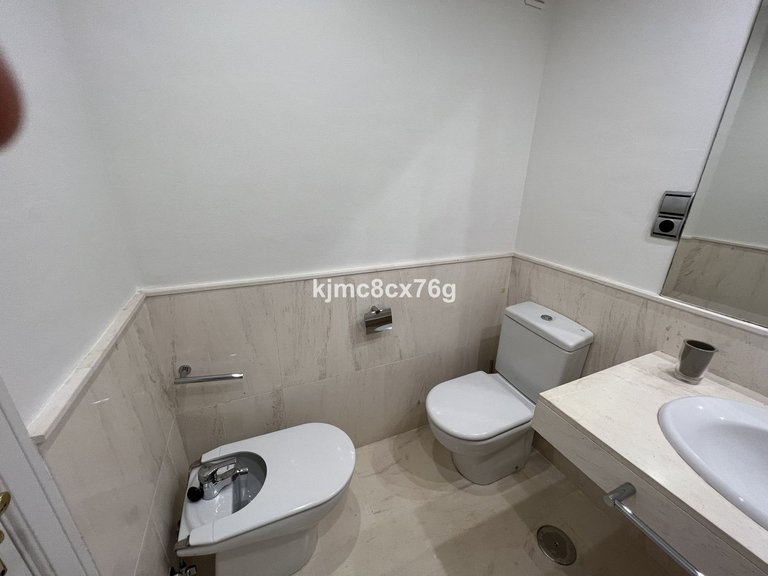 Apartment for Sale in Calahonda, Malaga 16