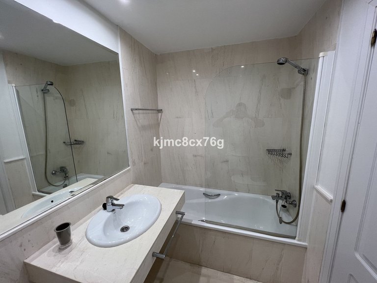 Apartment for Sale in Calahonda, Malaga 17