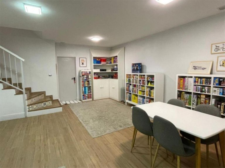 Villa for Sale in Marbella, Malaga 9