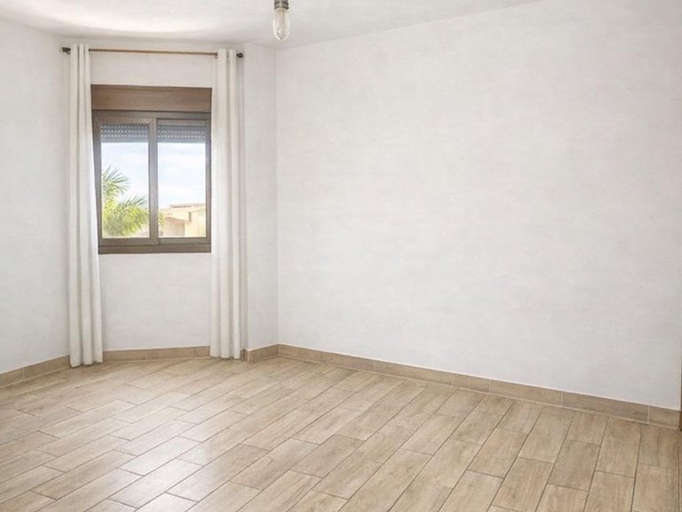 Villa for Sale in Calahonda, Malaga 14