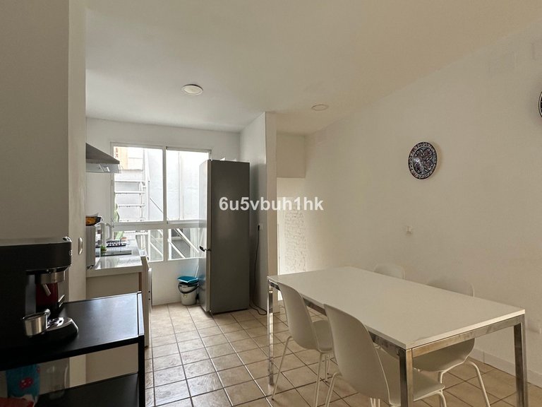 Apartment for Sale in Málaga, Malaga 16