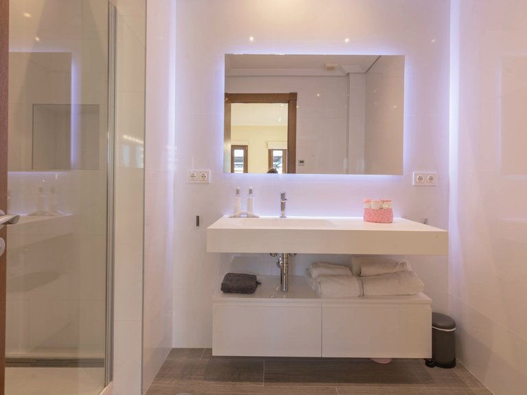 Villa for Sale in Benahavís, Malaga 30