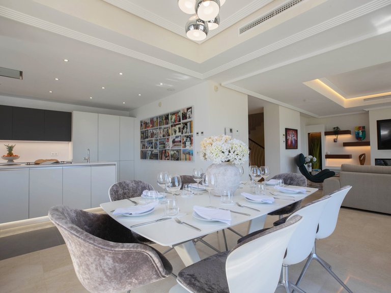 Villa for Sale in Benahavís, Malaga 5