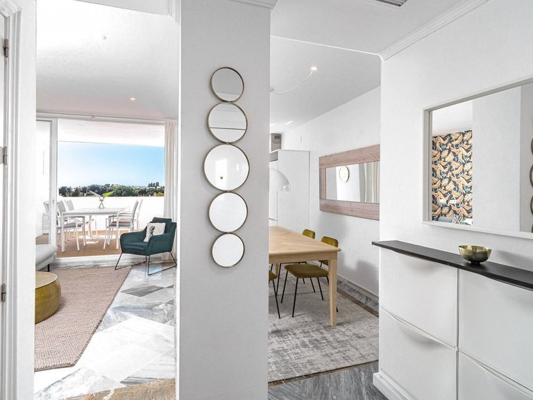 Apartment for Sale in Nueva Andalucía, Malaga 11