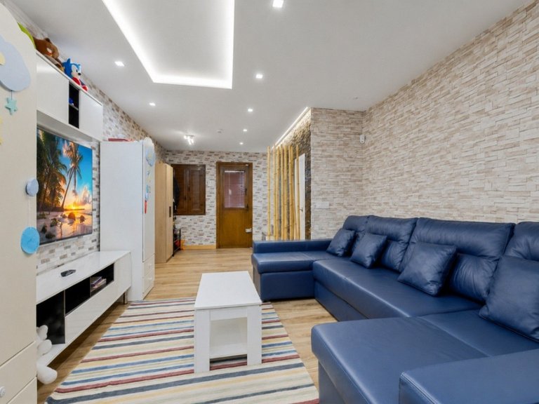 Villa for Sale in Los Boliches, Malaga 4