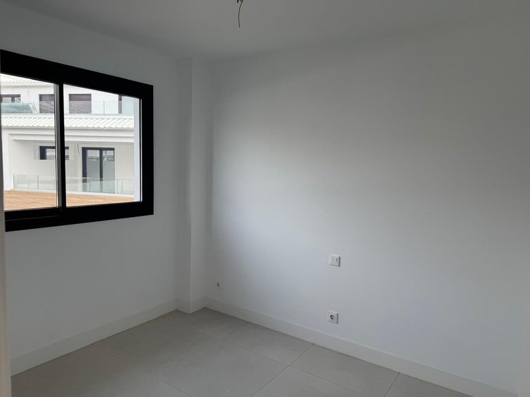 Apartment for Sale in Fuengirola, Malaga 14