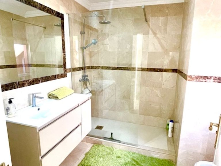 Apartment for Sale in Estepona, Malaga 14