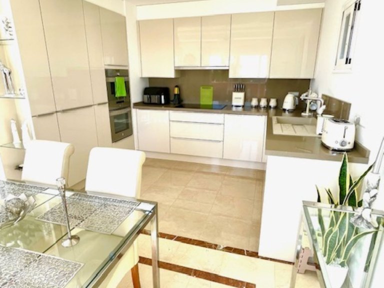 Apartment for Sale in Estepona, Malaga 6