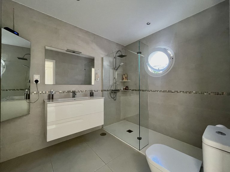 Villa for Sale in El Chaparral, Malaga 30