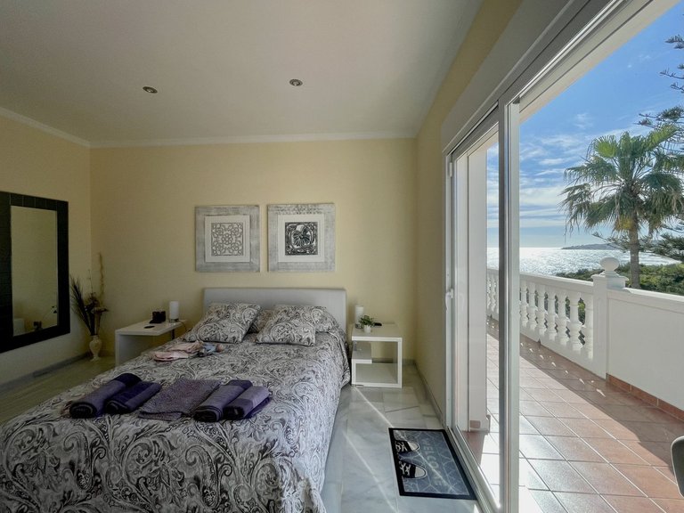 Villa for Sale in El Chaparral, Malaga 36