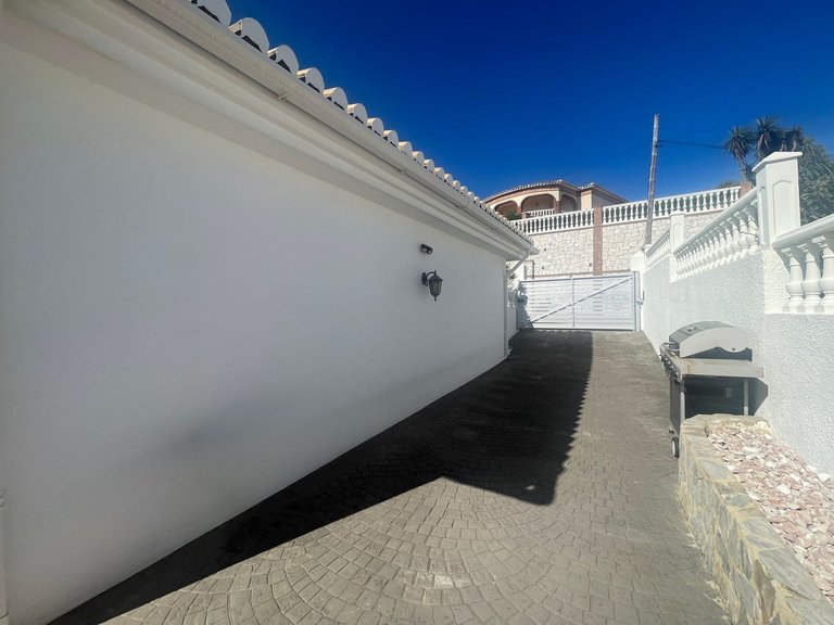Villa for Sale in El Chaparral, Malaga 39