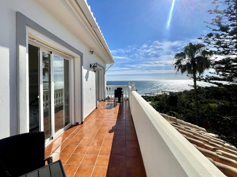 Villa for Sale in El Chaparral, Malaga 40